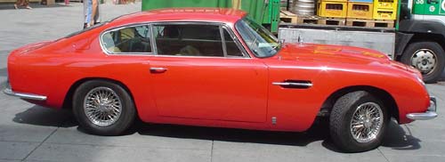 aston3.jpg (17676 Byte)