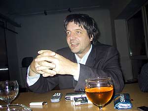 sign02.jpg (10753 Byte)