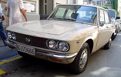 mazda_1500_luce.jpg (29352 Byte)
