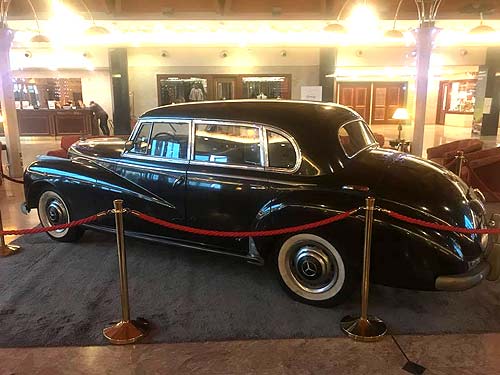 extra013c.jpg (36297 Byte)