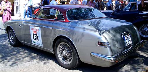 gall255_Fiat_8V_vignale.jpg (35122 Byte)