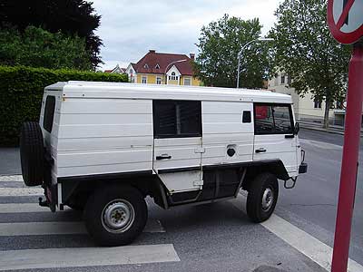 myth04f.jpg (22985 Byte)