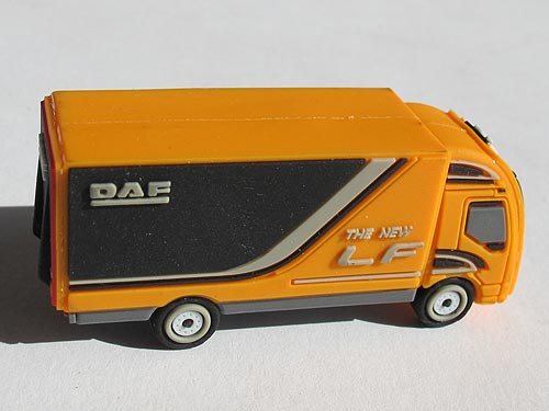 toy30a.jpg (27598 Byte)