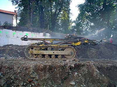 page011c.jpg (34285 Byte)