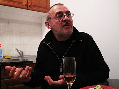 page03a.jpg (22890 Byte)