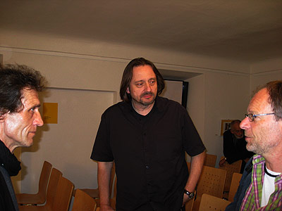 log1118b.jpg (26180 Byte)