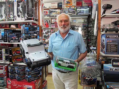 page14b.jpg (51235 Byte)