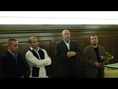 dok01d.jpg (26619 Byte)