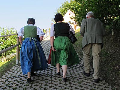 log551b.jpg (38979 Byte)